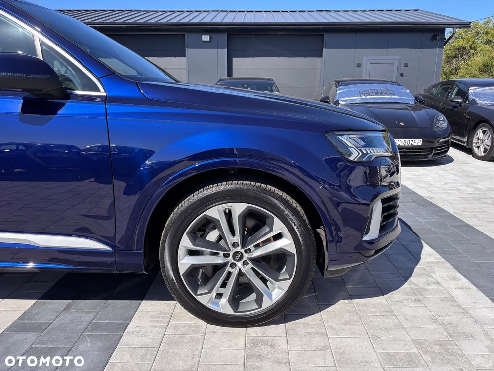Audi Q7 55 TFSI quattro tiptronic S line - 4