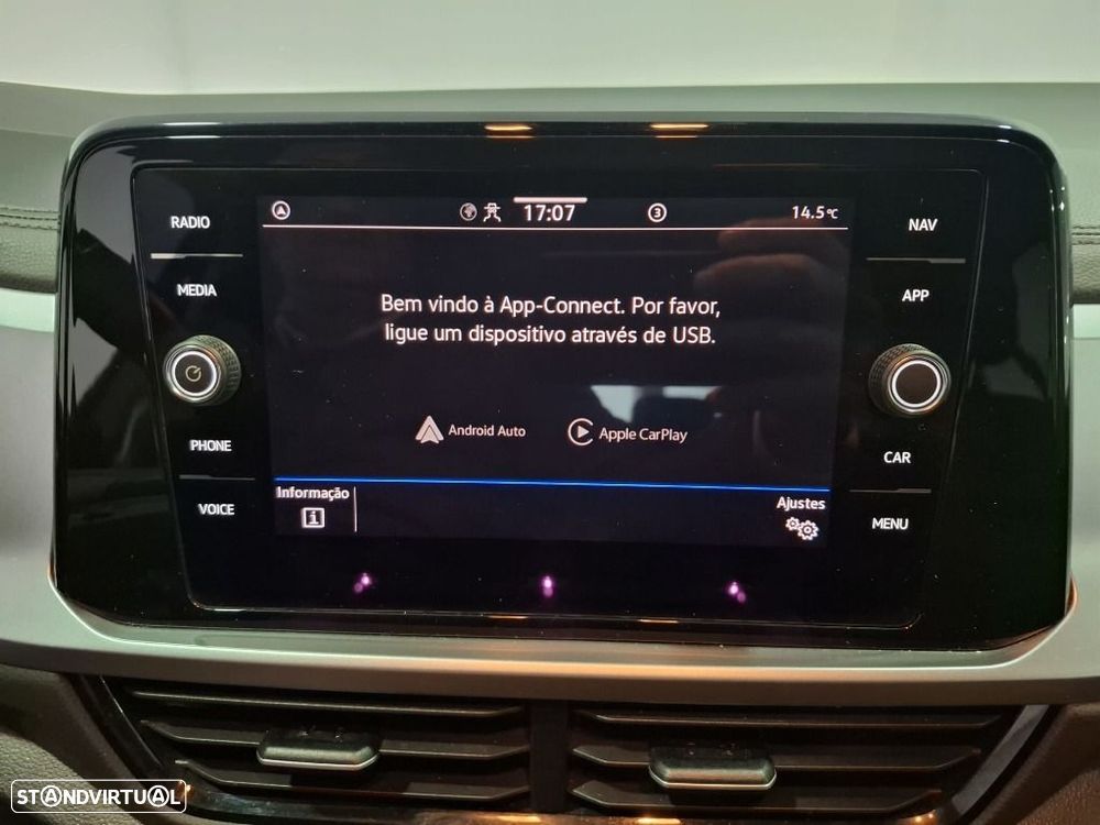 VW T-Roc 1.0 TSI Urban - 17