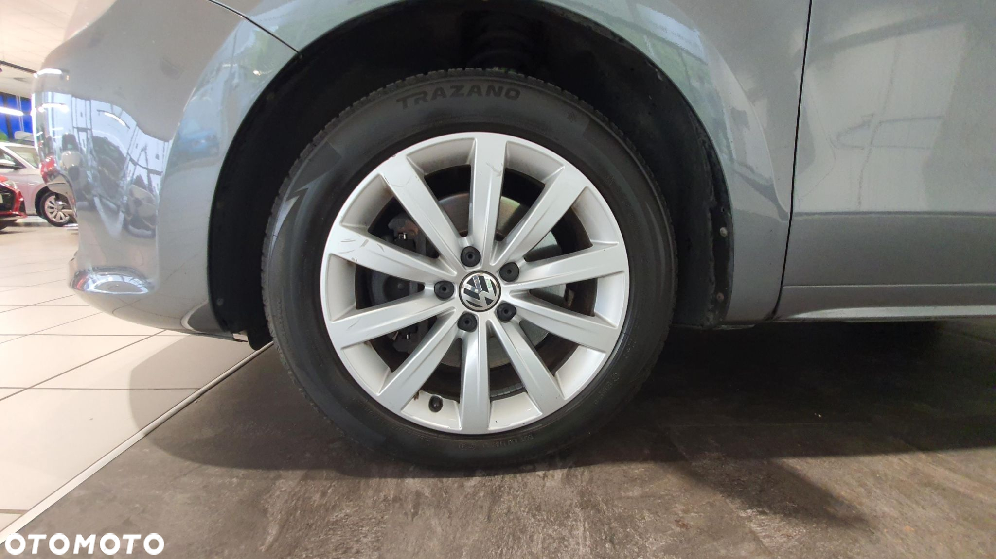 Volkswagen Sharan 2.0 TDI Highline DSG - 18