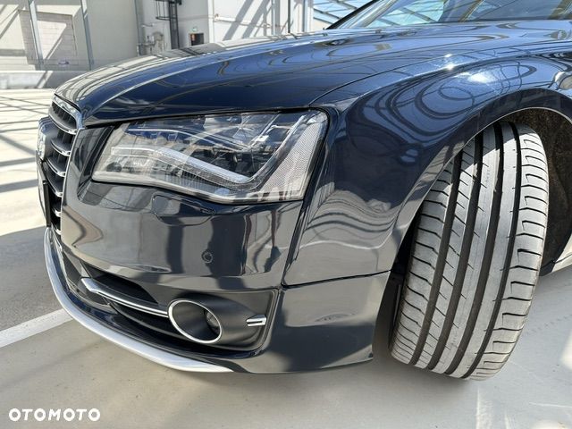 Audi S8 - 27