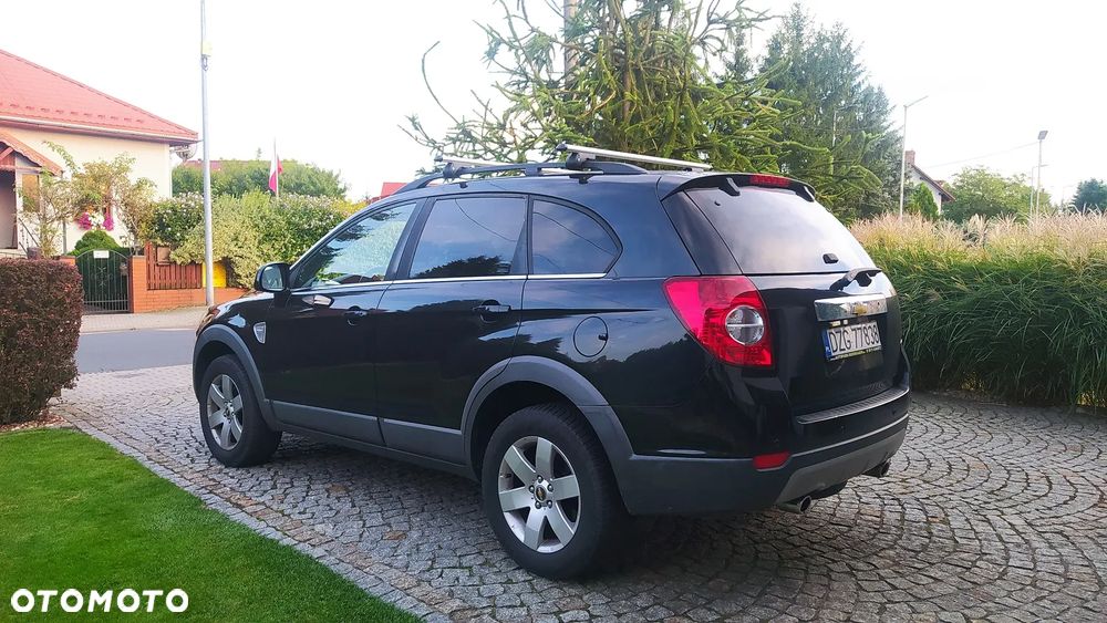 Chevrolet Captiva 2.4 LS - 2