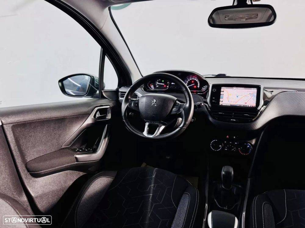 Peugeot 2008 1.6 BlueHDi Style - 30