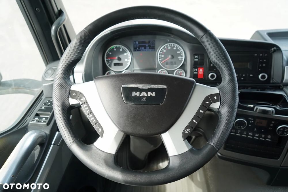 MAN TGS 35.360 / 8X4 / WYWROTKA 2 STRONNA / HYDROBURTA / GARNIER / AUTOMAT - 28