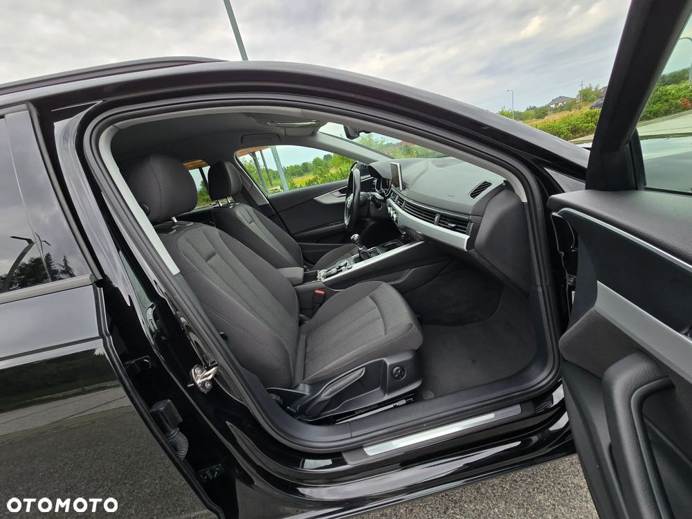 Audi A4 Avant 2.0 TDI - 14