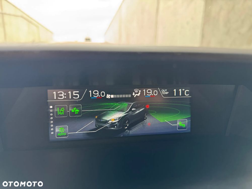 Subaru XV 2.0i Lineartronic Exclusive+ - 25