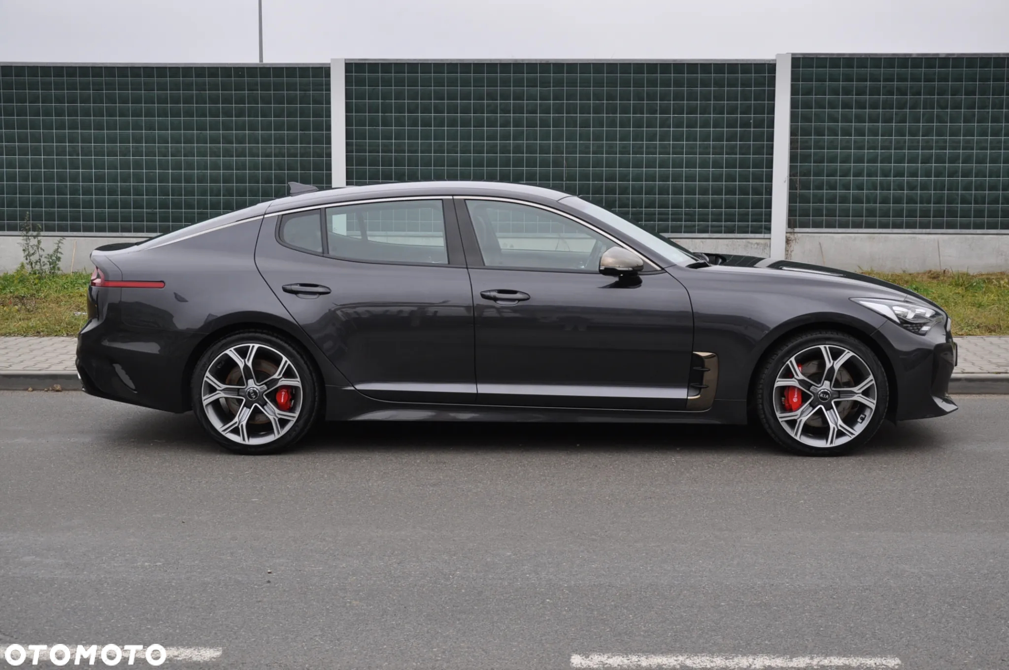 Kia Stinger 3.3 T-GDI V6 GT AWD - 6