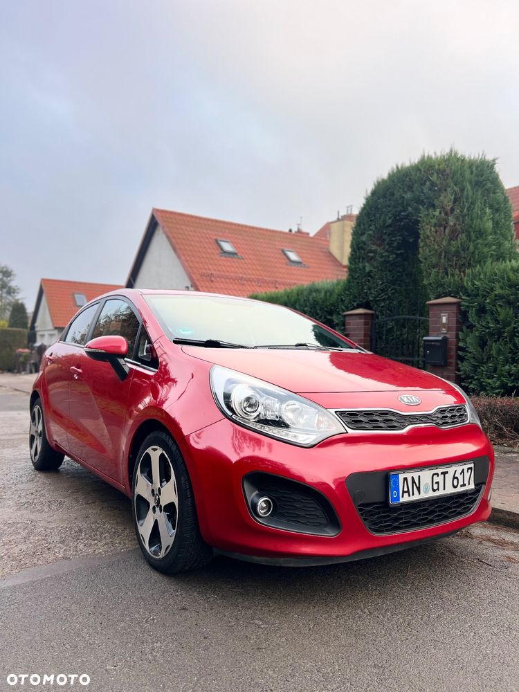 Kia Rio 1.4 CRDI Fifa World Cup Edition - 2