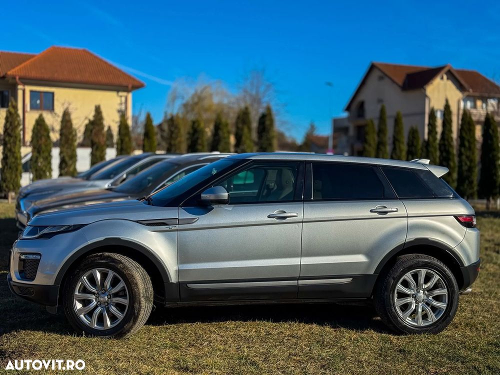 Land Rover Range Rover Evoque 2.0 D150 R-Dynamic SE - 3
