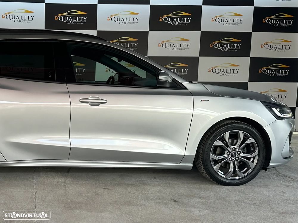 Ford Focus SW 1.0 EcoBoost MHEV ST-Line - 4