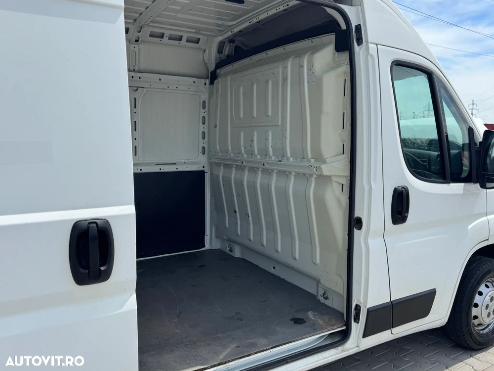 Citroën Jumper 2.2 HDi 130 L3H2 - 20