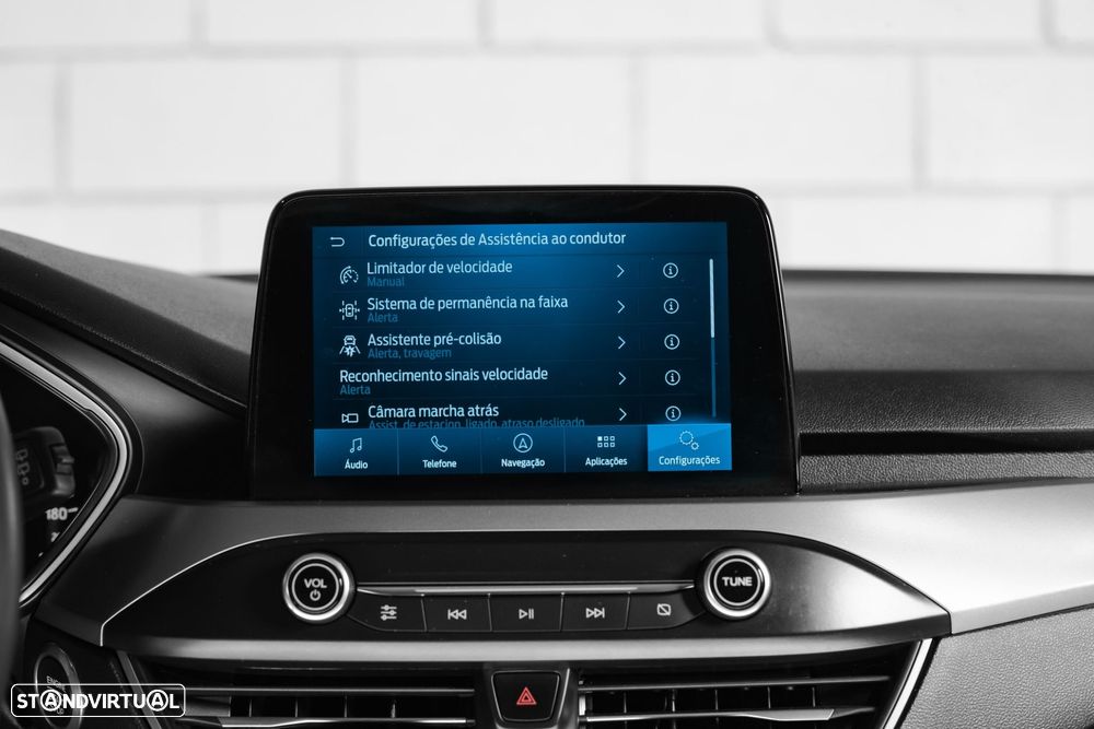 Ford Focus 1.0 EcoBoost MHEV Titanium - 21