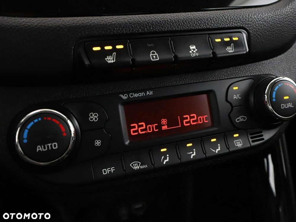 Kia Ceed 1.6 GDI ISG Dream-Team Edition - 27