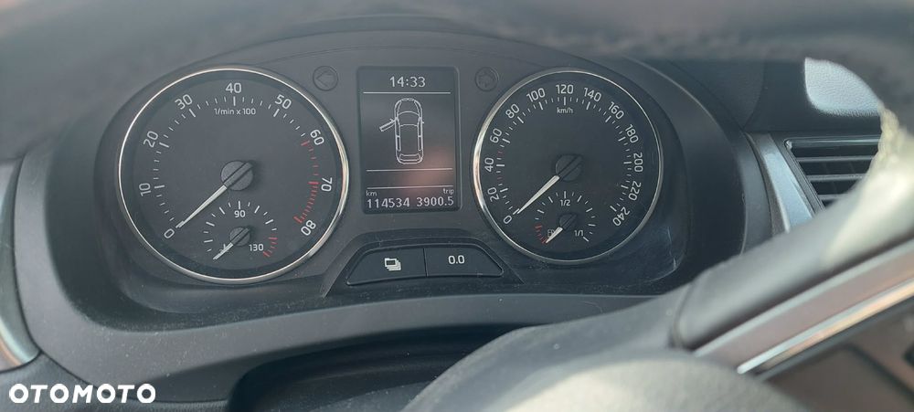 Skoda RAPID 1.2 Ambition - 5