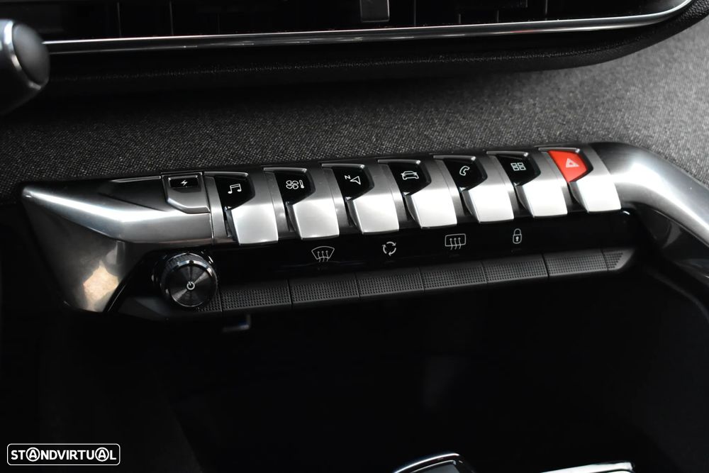 Peugeot 3008 1.6 Hybrid Allure e-EAT8 - 44