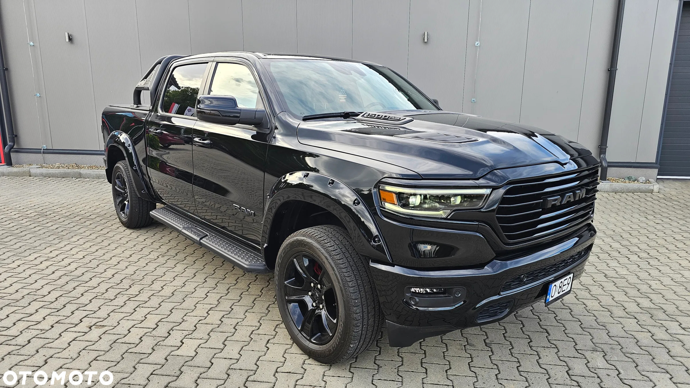 Dodge RAM 1500 5.7 4x4 - 17