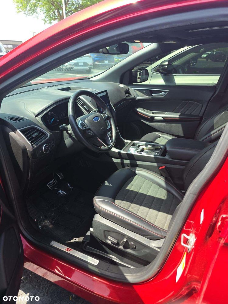 Ford Edge - 5