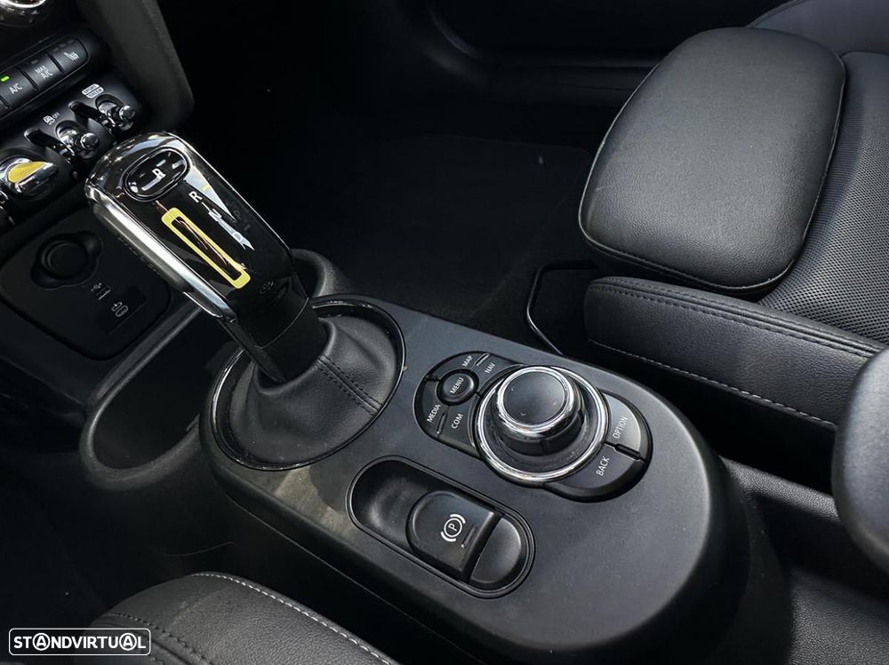 MINI 3 Portas Cooper SE Yours - 31