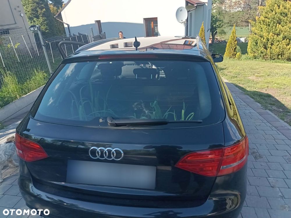 Audi A4 Avant 2.0 TDI - 15