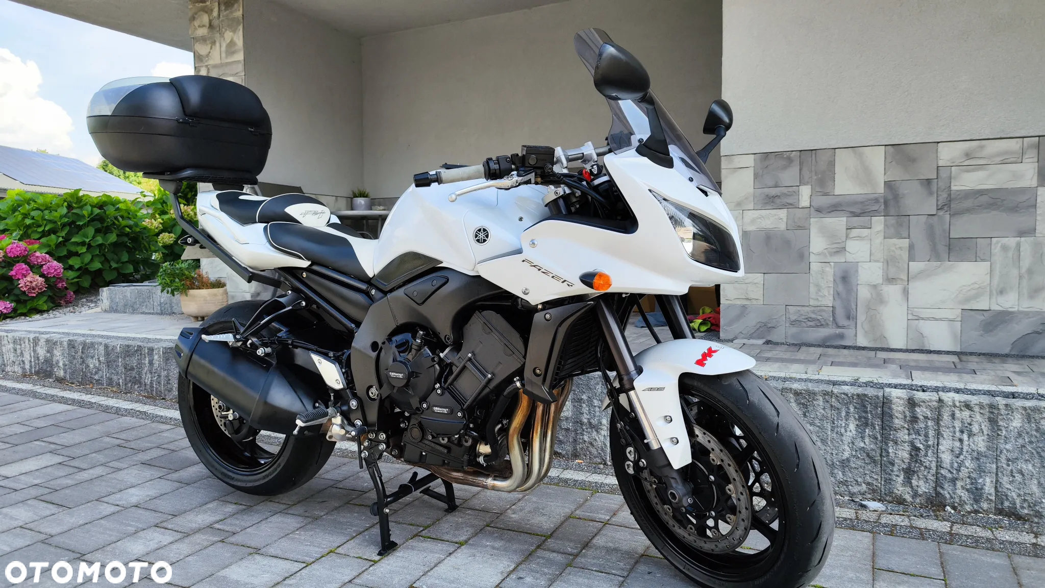 Yamaha FZS - 20