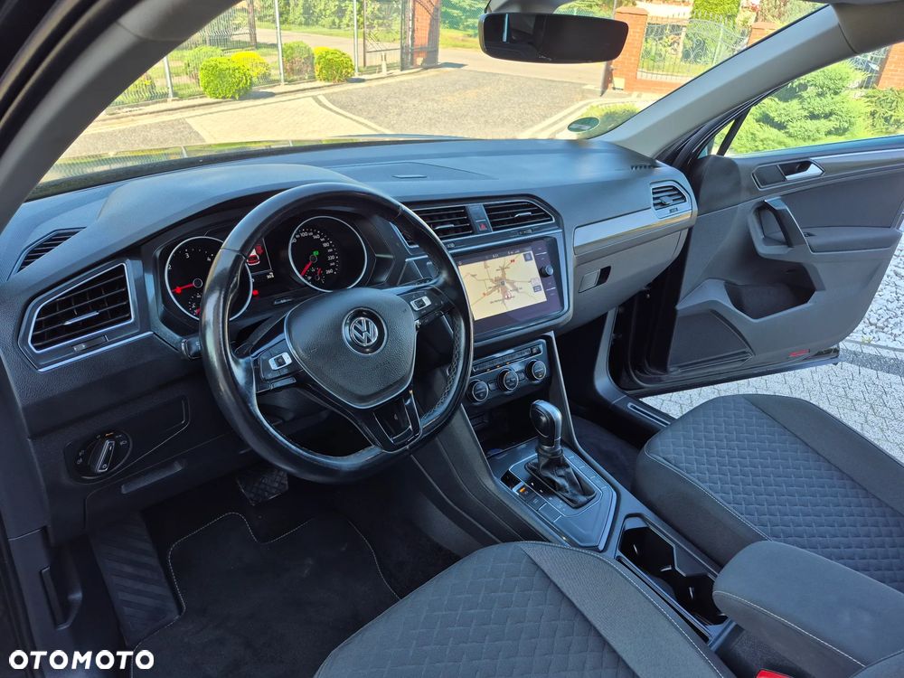 Volkswagen Tiguan 2.0 TDI SCR DSG Life - 17
