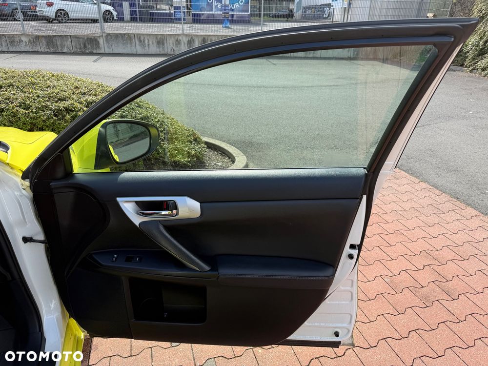 Lexus CT 200h Elegance - 14