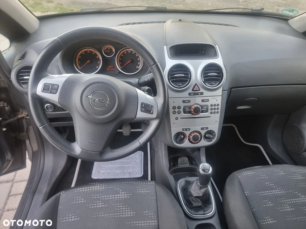 Opel Corsa - 10