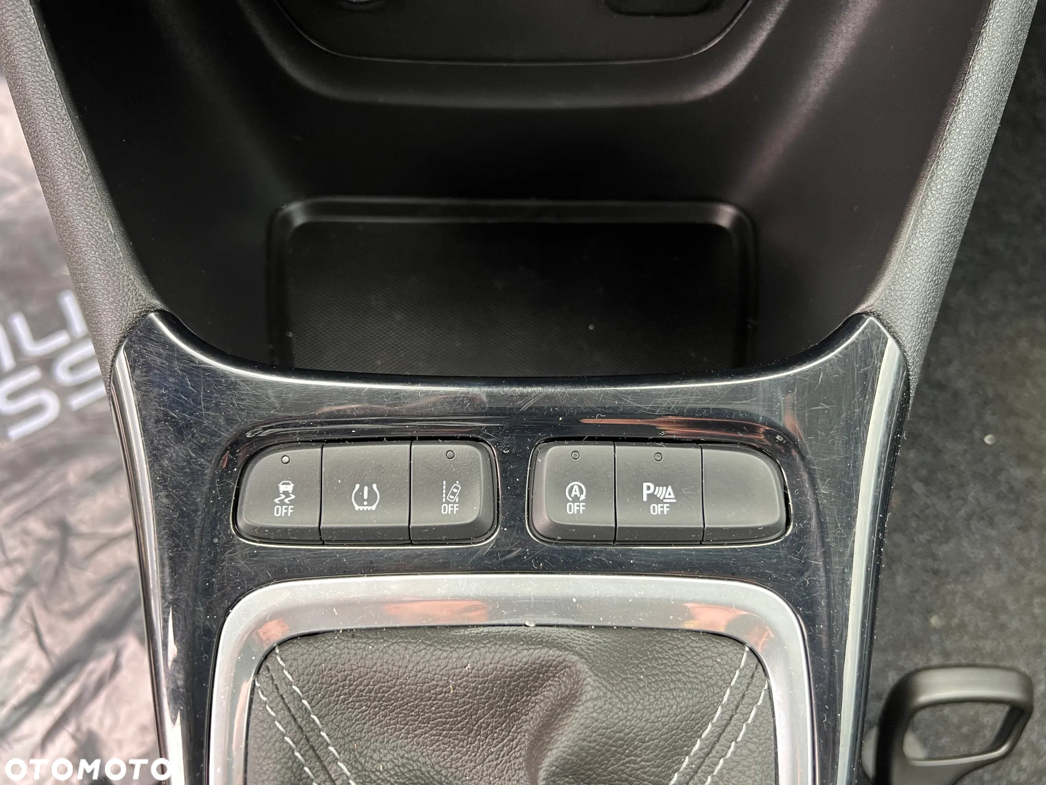 Opel Crossland X 1.2 T Elite S&S - 33