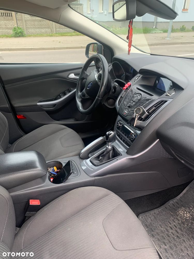 Ford Focus 1.6 TDCi DPF Start-Stopp-System Titanium - 4