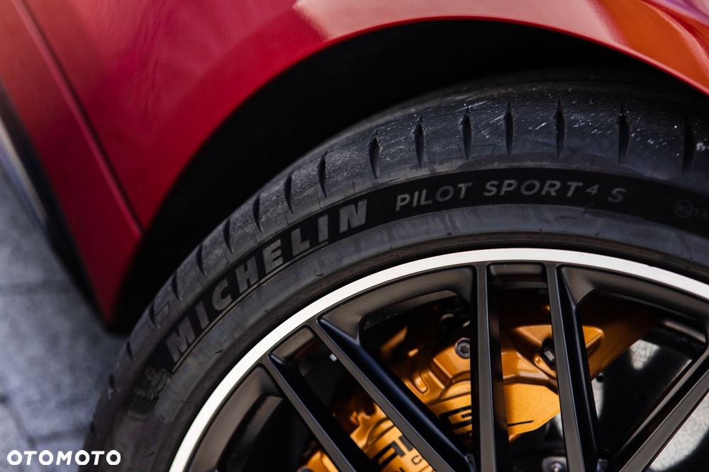 Mercedes-Benz SL AMG 63 4-Matic+ - 9