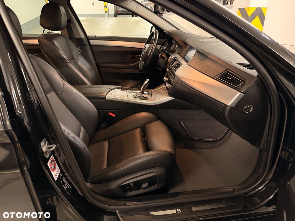 BMW Seria 5 520d - 37