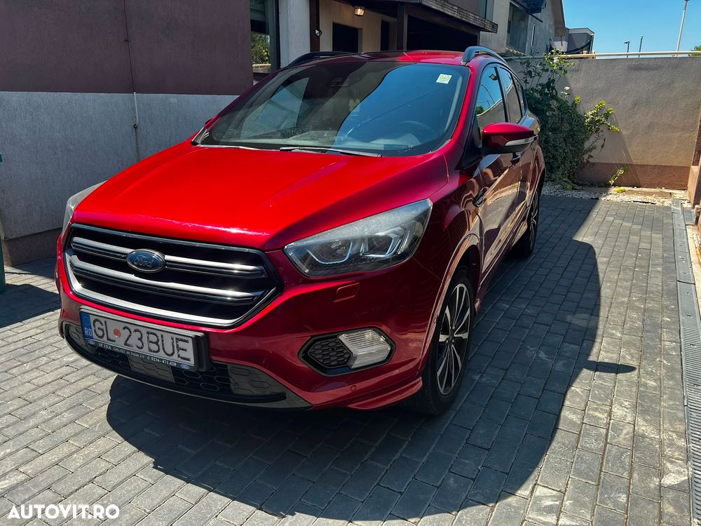 Ford Kuga - 1