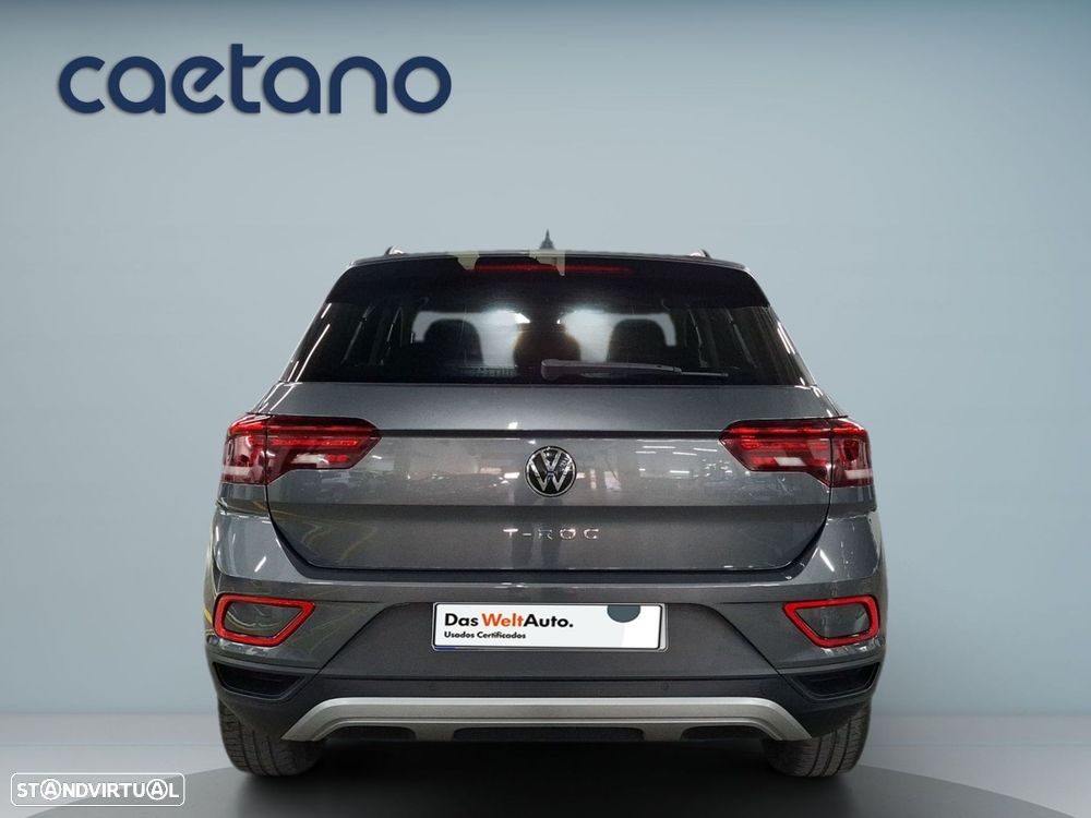 Volkswagen T-Roc 1.0 TSI Life — fotografia 7