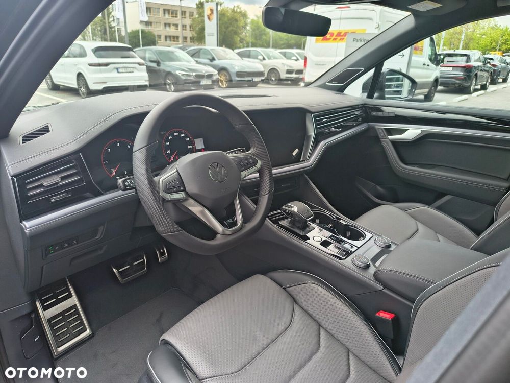 Volkswagen Touareg - 14