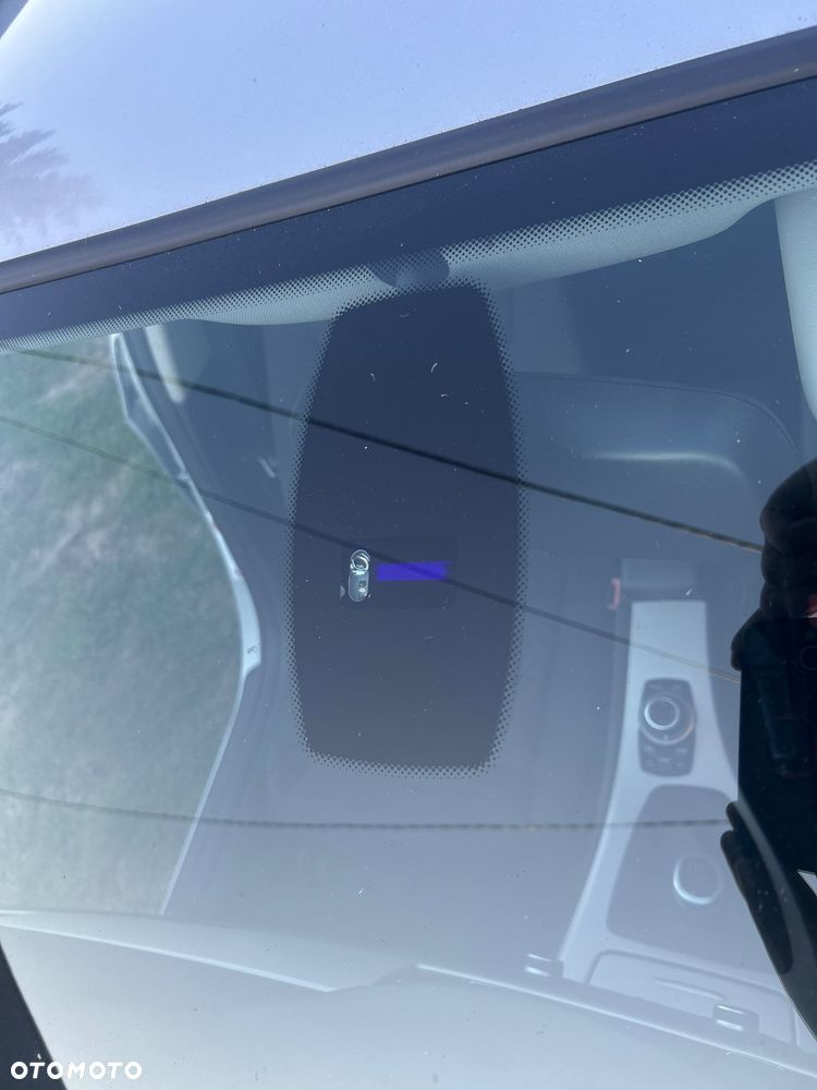 BMW Seria 3 318d - 12