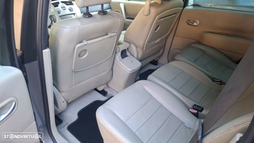 Renault Grand Scénic 1.5 dCi Dynamique - 10