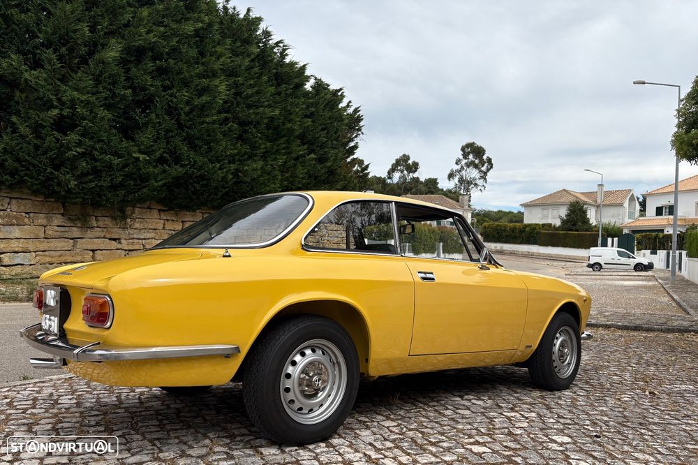 Alfa Romeo GT - 2