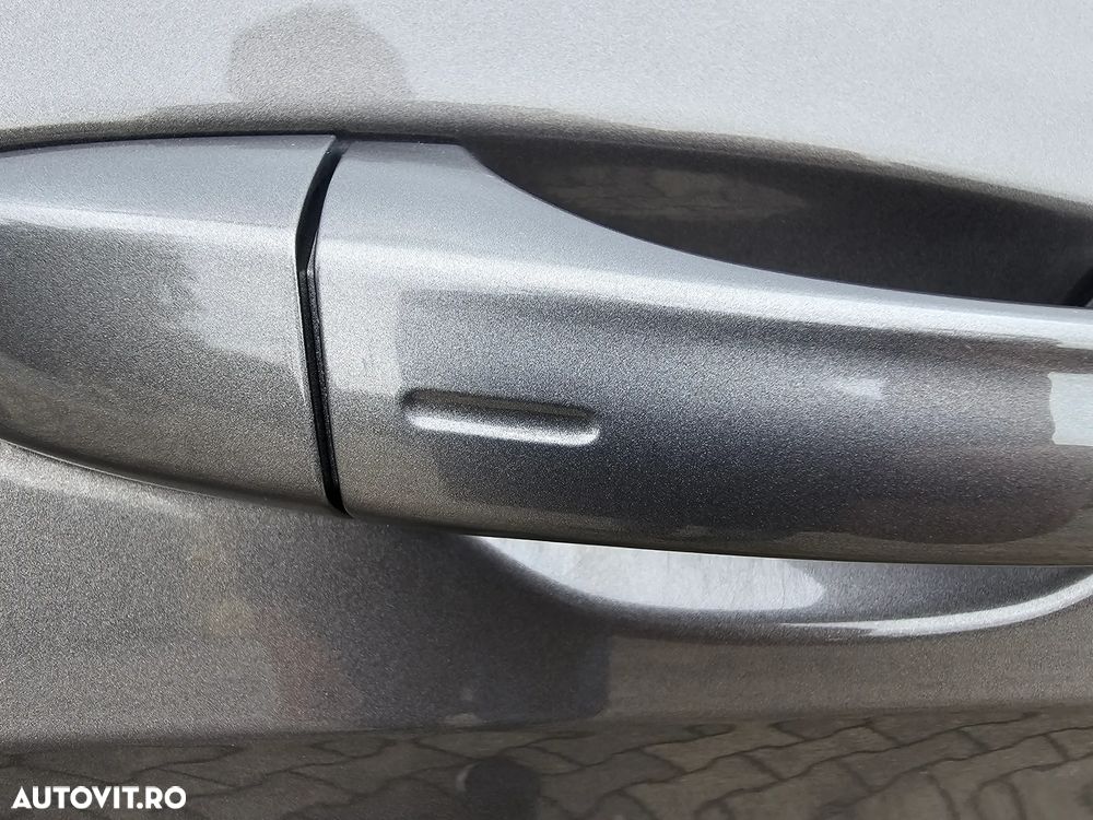 Volkswagen Golf 2.0 TDI (BlueMotion Technology) DSG Highline - 12