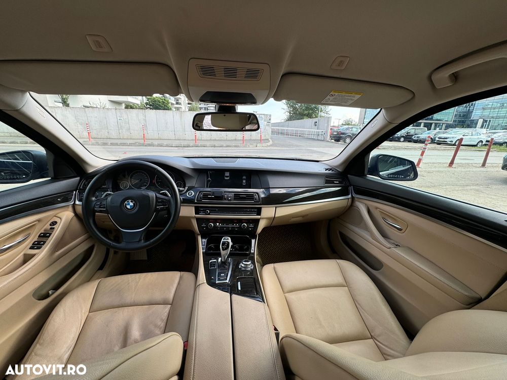BMW Seria 5 525d Aut. - 9