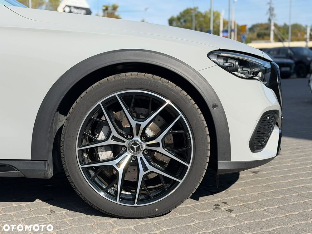 Mercedes-Benz Klasa E 300 de PHEV 4-Matic All-Terrain Avantgarde 9G-Tronic - 15