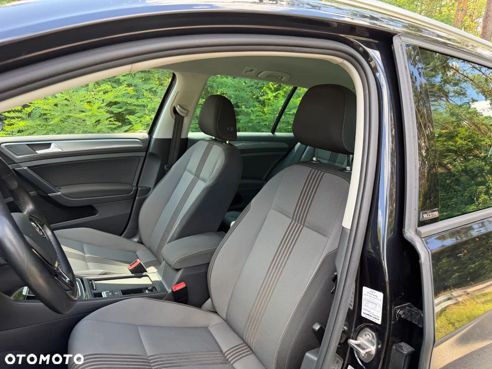 Volkswagen Golf 1.6 TDI BlueMotion Technology DSG Allstar - 11