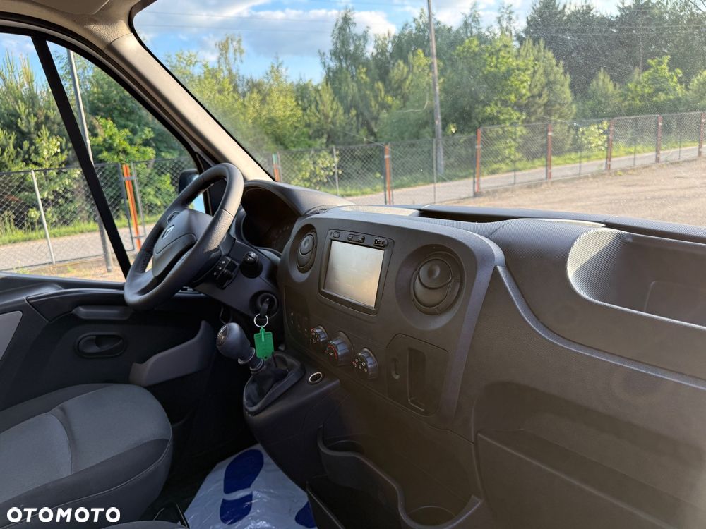 Renault Master - 18