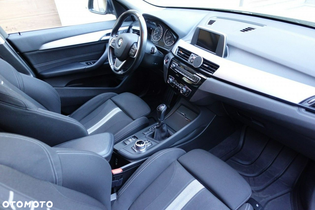 BMW X1 - 13