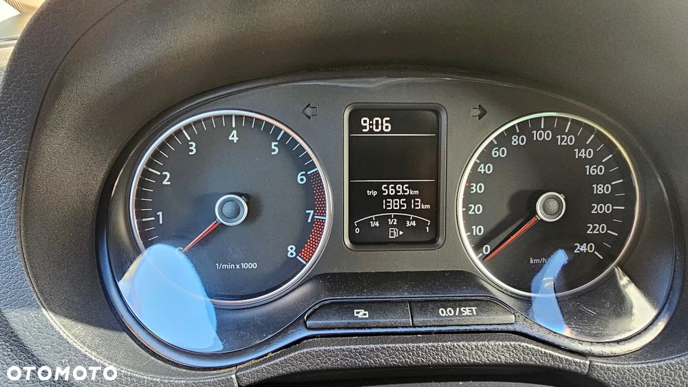 Volkswagen Polo - 24