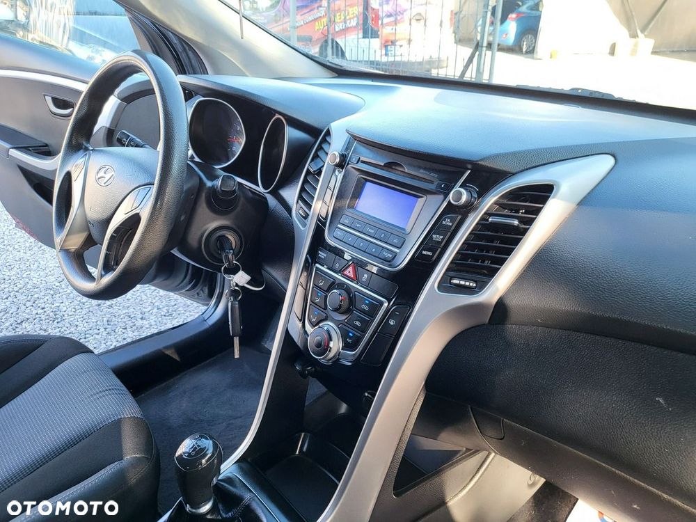 Hyundai i30 - 21