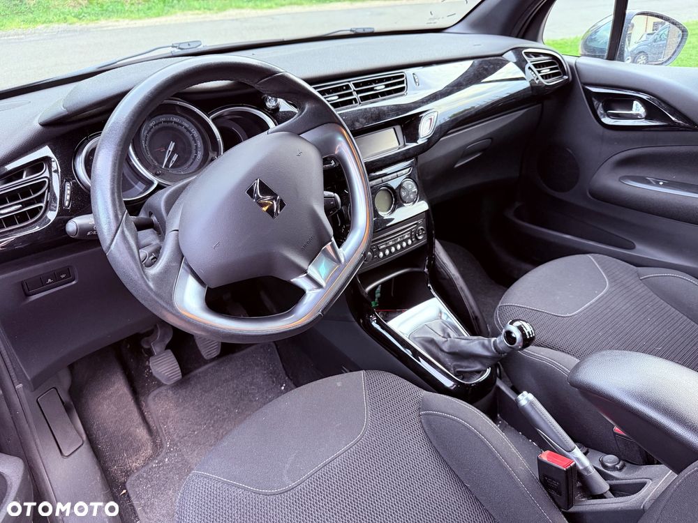 Citroën DS3 e-HDi 90 FAP SoChic - 6