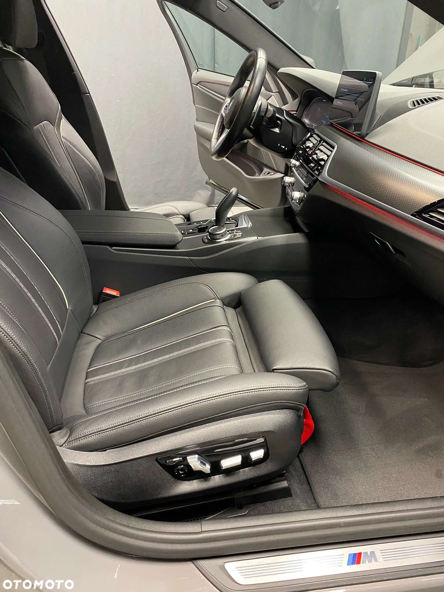 BMW Seria 5 530e xDrive M Sport sport - 8