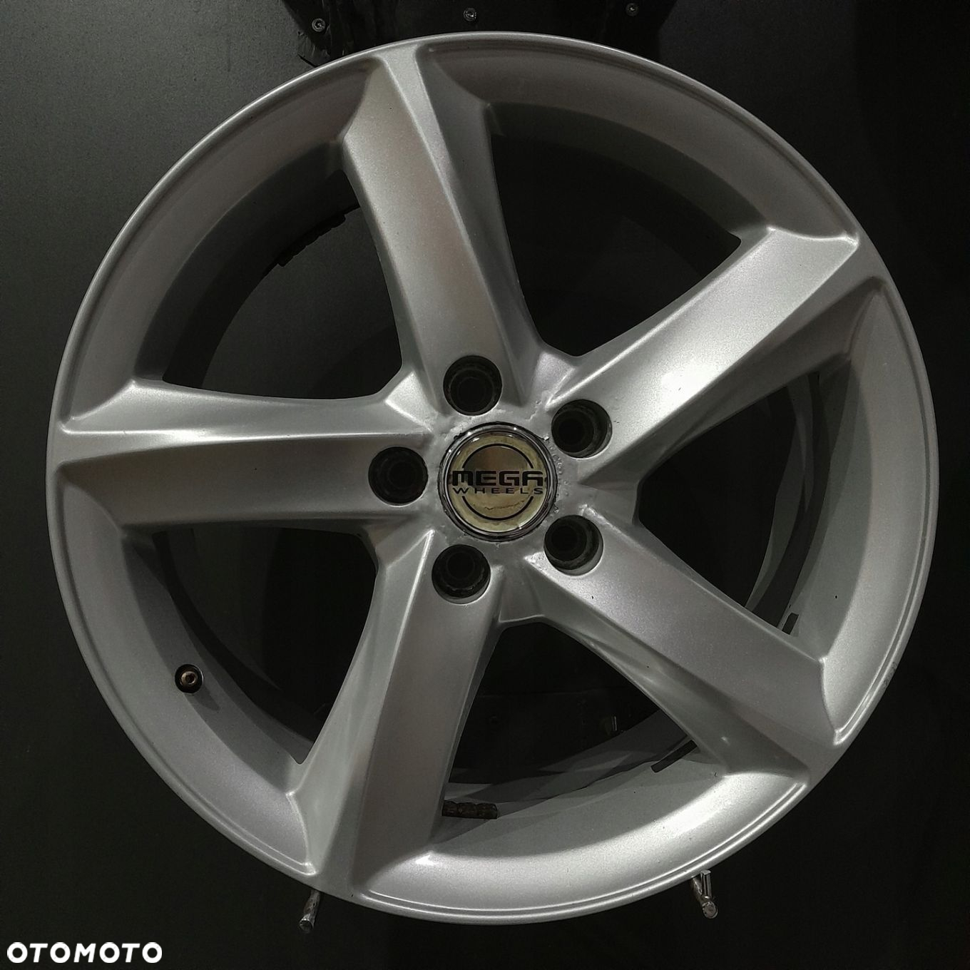 Felgi 17 5x108 Ford Focus MK3 MK4, C-MAX, Volvo C30, C70, S40 F13342-21 - 4