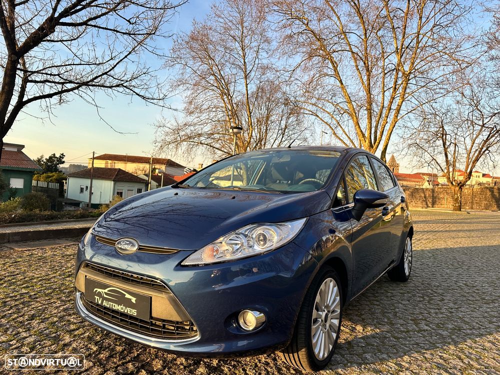 Ford Fiesta - 2