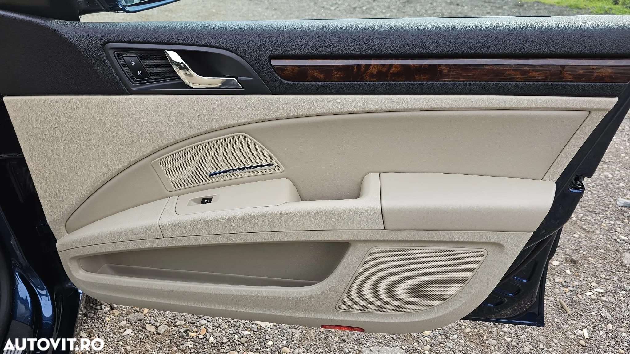 Skoda Superb Combi 2.0 TDI Elegance - 25