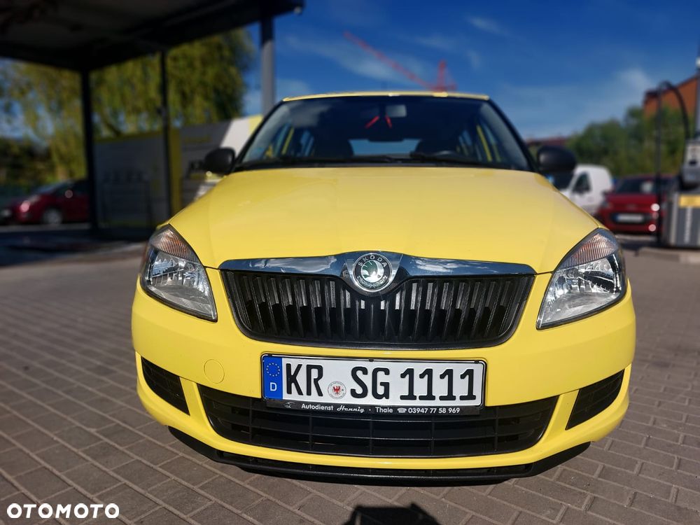 Skoda Fabia 1.2 HTP Cool Colour Edition - 3